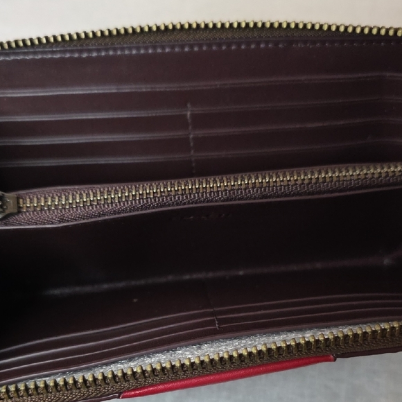 Coach Signature Brown and Red Zip Wallet - Picture 6 of 8